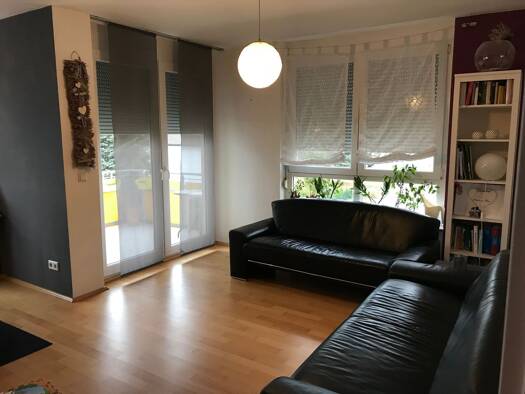 Wohnung zur Miete 1.250 € 2 Zimmer 87,3 m² Geschoss 2/3 frei ab 01.06.2026 Neuhermsheim Mannheim 68163