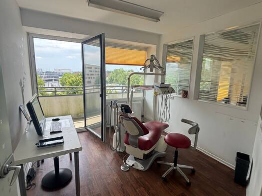 Praxis zur Miete provisionsfrei 4,5 Zimmer 75 m² Bürofläche Vegesack Nord 28757