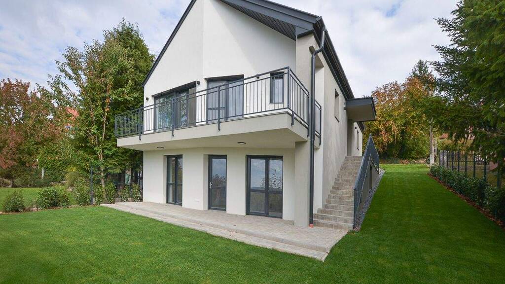 Einfamilienhaus zum Kauf provisionsfrei 418.500 € 4 Zimmer 142,5 m² 375 m² Grundstück frei ab sofort Keszthely 8360