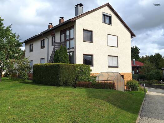 Mehrfamilienhaus zum Kauf 340.000 € 9 Zimmer 243 m² 817 m² Grundstück Großgarnstadt Ebersdorf 96237