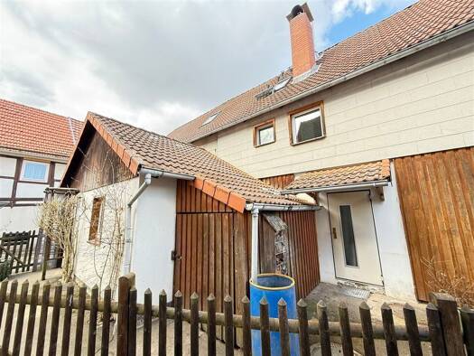 Einfamilienhaus zum Kauf 189.000 € 8 Zimmer 201,6 m² 2.086 m² Grundstück Sattenhausen Gleichen , Kr Göttingen 37130