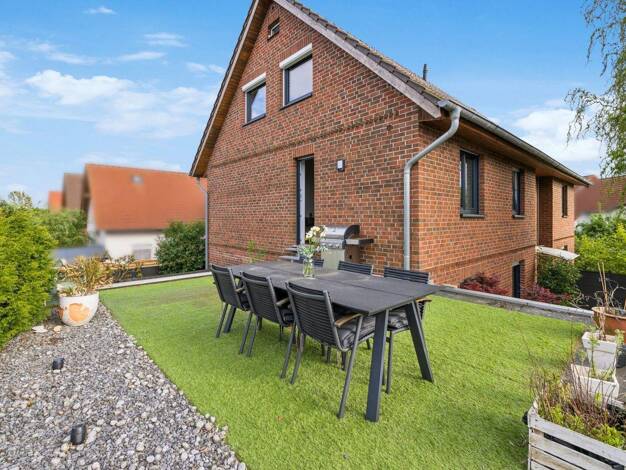 Mehrfamilienhaus zum Kauf 649.000 € 10 Zimmer 266,3 m² 443 m² Grundstück Thune Wenden - Thune - Harxbüttel 38110