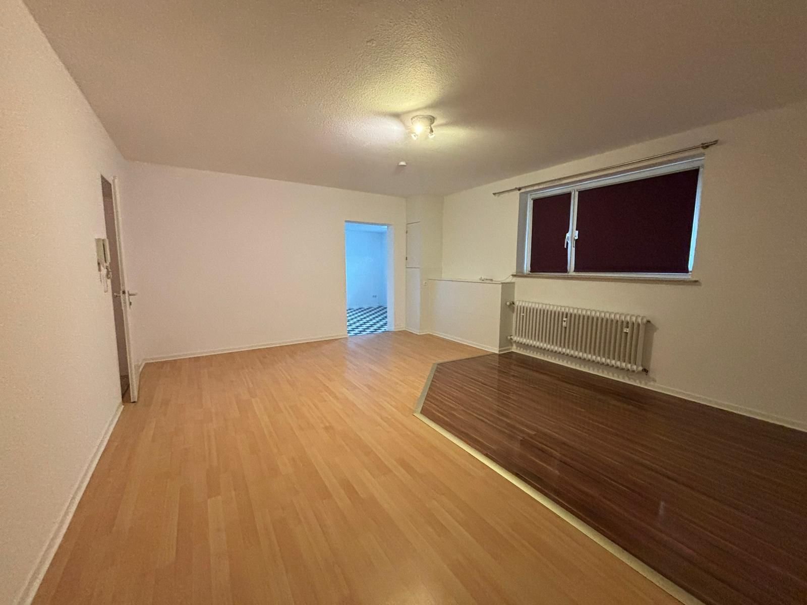 Wohnung zur Miete 400 € 1 Zimmer 43 m²<br/>Wohnfläche UG<br/>Geschoss ab sofort<br/>Verfügbarkeit Hüttenfeld Lampertheim 68623