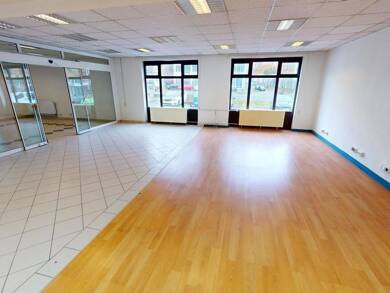 Laden zur Miete 4,88 € 12 Zimmer 337,9 m² Verkaufsfläche Leipziger Str. 51 Schloßchemnitz Chemnitz 09113