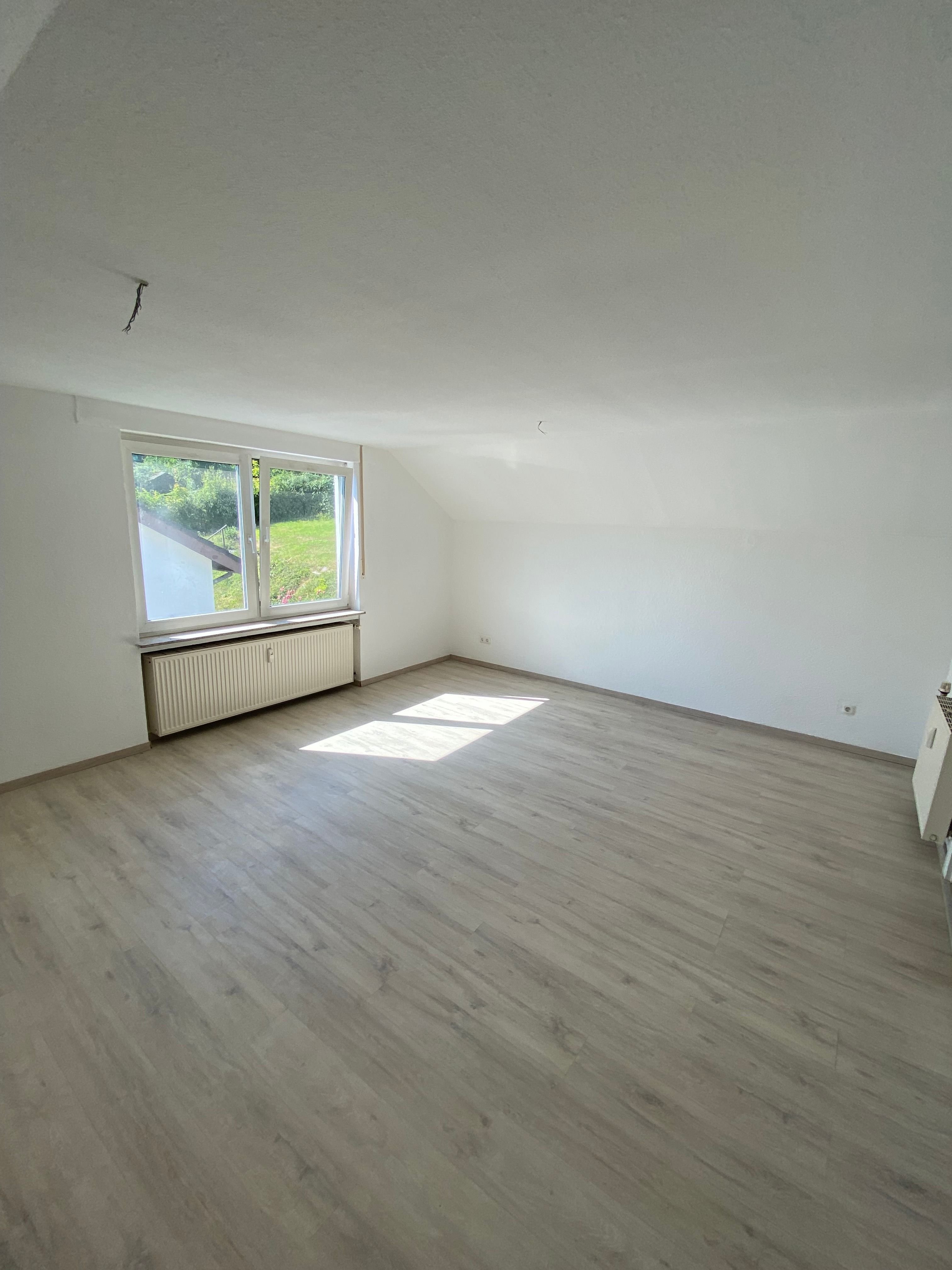 Wohnung zur Miete 599 € 3 Zimmer 70 m²<br/>Wohnfläche 2.<br/>Geschoss ab sofort<br/>Verfügbarkeit An der Sommerseite 23 Bad Hersfeld Bad Hersfeld 36251