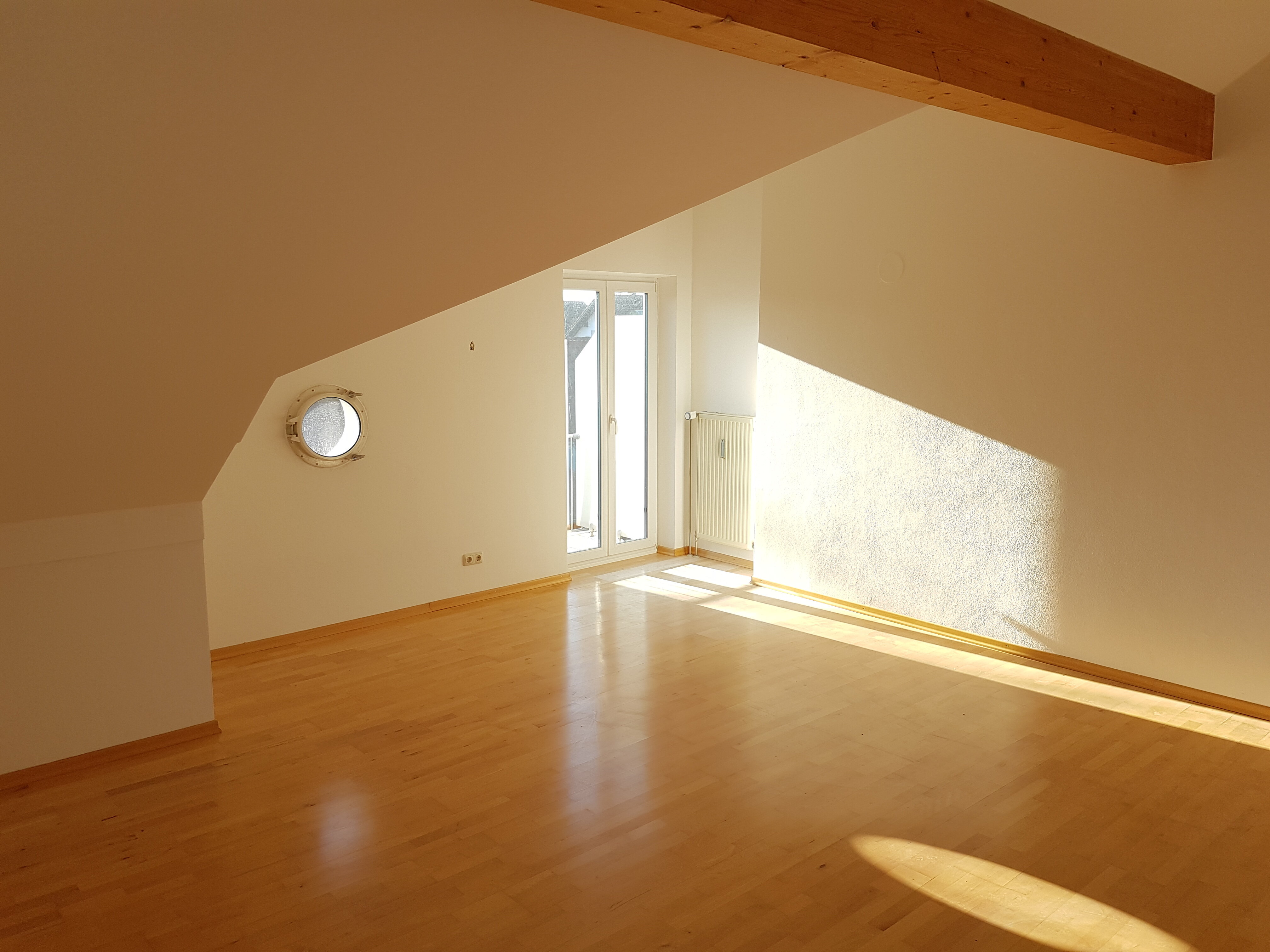 Penthouse zur Miete 1.550 € 3 Zimmer 103 m²<br/>Wohnfläche 2.<br/>Geschoss ab sofort<br/>Verfügbarkeit Münchner Strasse Pliening Pliening 85652