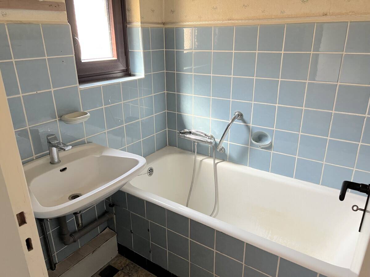 Property thumbnail 12