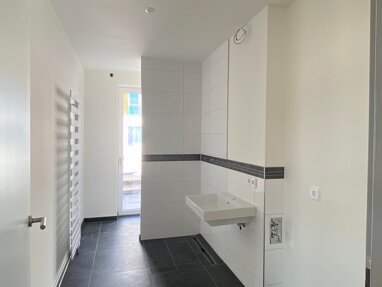 Wohnung zur Miete 1.439,57 € 4 Zimmer 125,2 m² frei ab sofort Döbeln Döbeln 04720