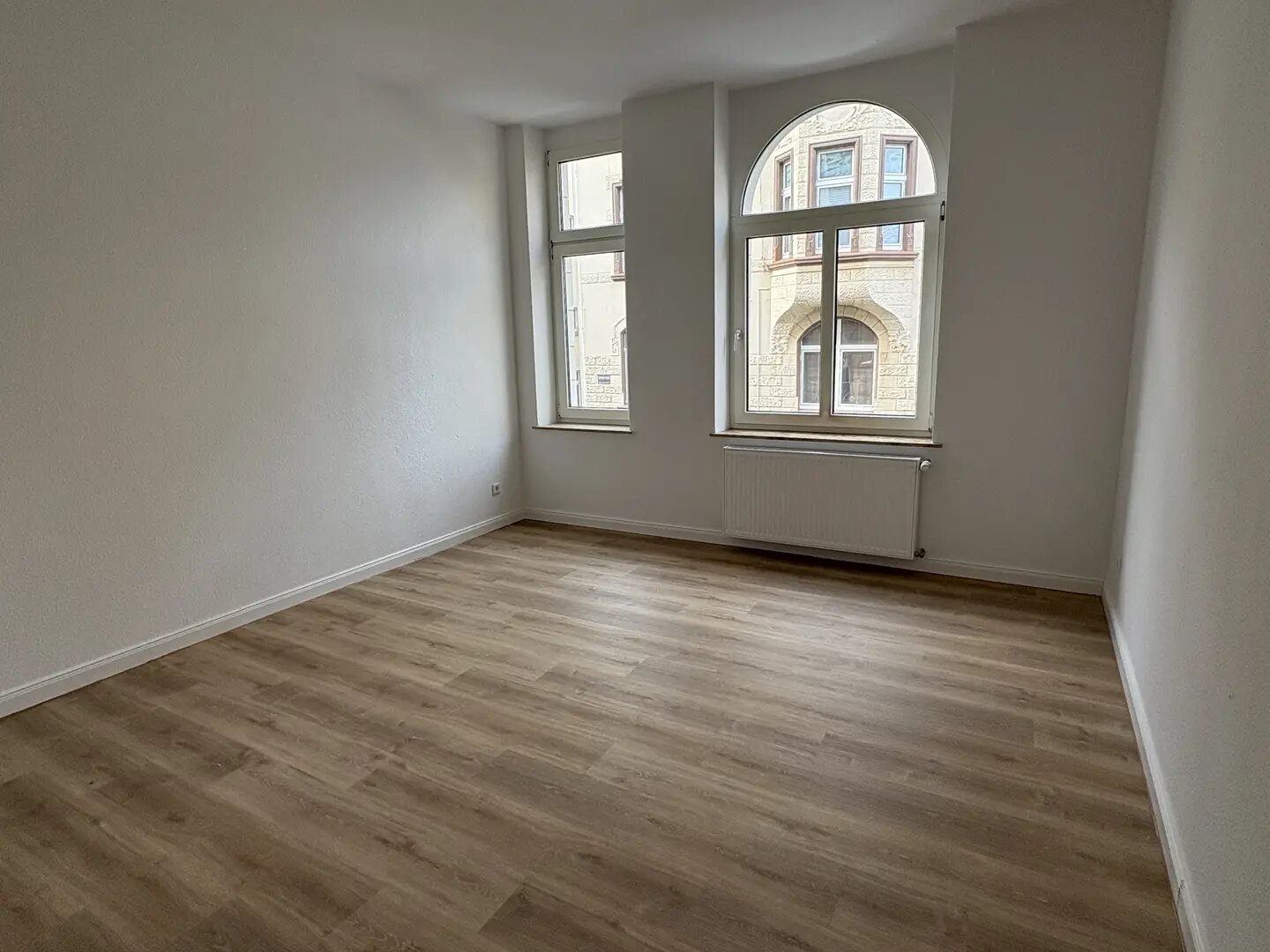 Wohnung zur Miete 700 € 5 Zimmer 137 m²<br/>Wohnfläche Zweigstraße Grünewald Solingen 42657