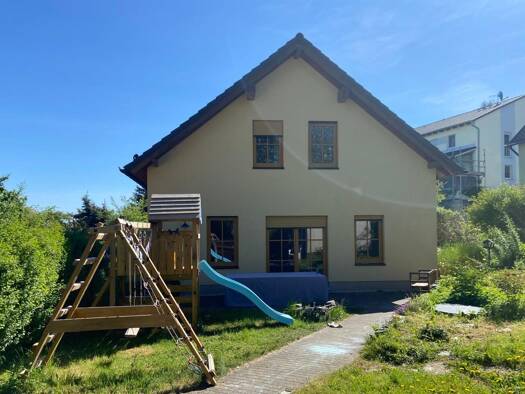 Einfamilienhaus zum Kauf 260.000 € 4 Zimmer 130,8 m² 483 m² Grundstück Straßberg Plauen / Straßberg 08527