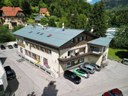 Haus zum Kauf 850.000 € 666 m² 1.196 m² Grundstück Lienz 9900