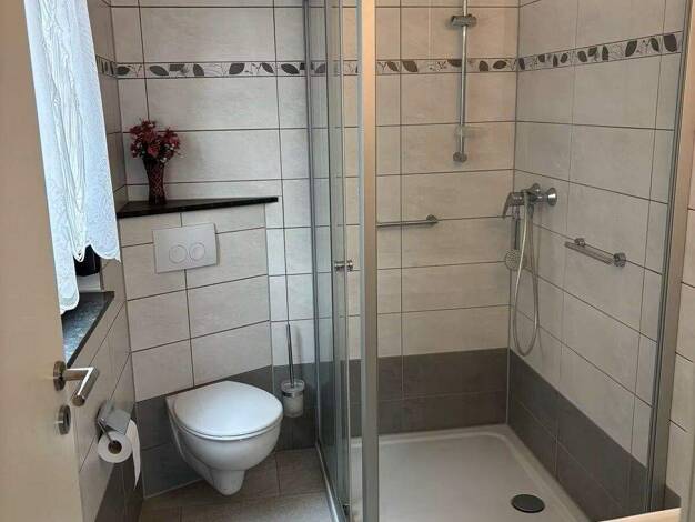 Einfamilienhaus zum Kauf 160.000 € 9 Zimmer 200 m² 1.999 m² Grundstück Geratal 99331