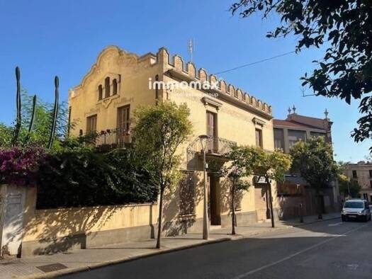 Villa zum Kauf 895.000 € 6 Zimmer 287 m² Sant Feliu de Llobregat 08980