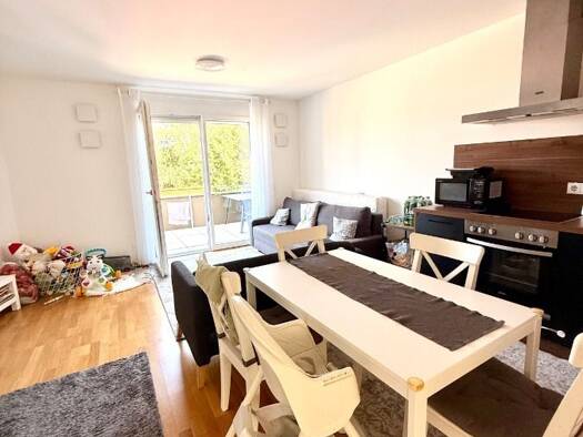 Wohnung zum Kauf 298.000 € 2 Zimmer 49 m² 4 Geschosse frei ab sofort Traunstein Traunstein 83278