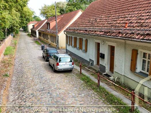 Mehrfamilienhaus zum Kauf 725.000 € 805 m² Radensleben Neuruppin 16818