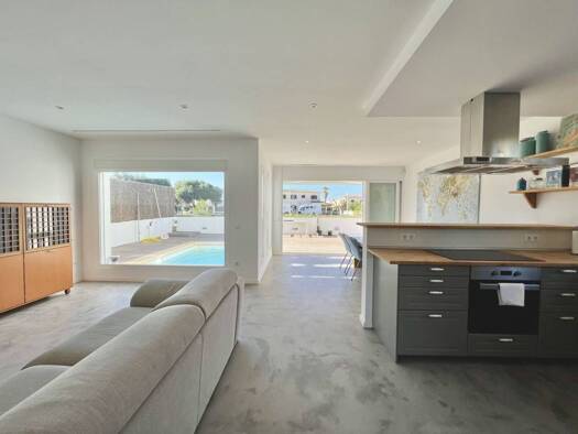 Chalet zur Miete 2.500 € 3 Zimmer 200 m² SON DURI 30 Campos 07639