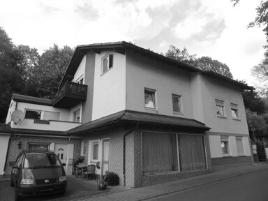 Mehrfamilienhaus zum Kauf 360.000 € 10 Zimmer 355 m² 700 m² Grundstück Erlenbach Erbach 64711