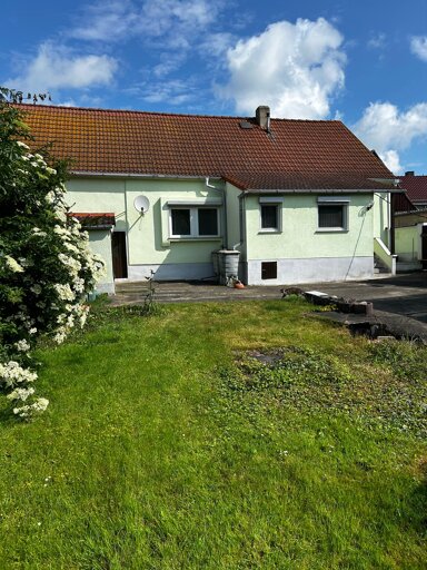 Einfamilienhaus zum Kauf 150.000 € 3 Zimmer 88 m² 1.499 m² Grundstück frei ab sofort An der Eiche 20 Kötzschau Leuna 06237