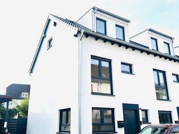 Reihenendhaus zum Kauf - Erstbezug provisionsfrei 728.000 € 5 Zimmer 112 m² 56,4 m² Grundstück Neideckerstraße 4 Weisenau Mainz 55130