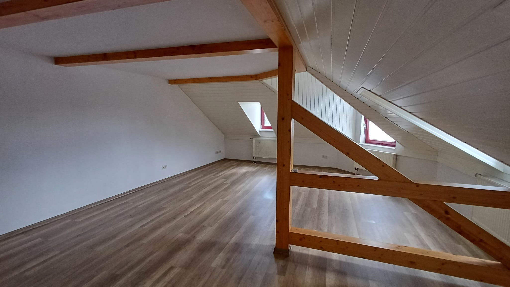 Wohnung zur Miete 682 € 4 Zimmer 105 m²<br/>Wohnfläche Stollberg Stollberg/Erzgeb. 09366