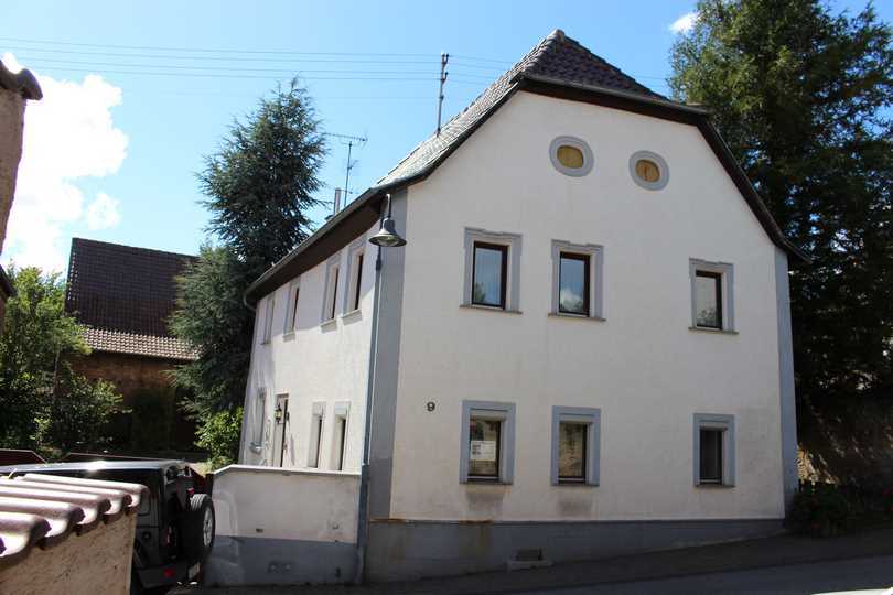 Bauernhaus zum Kauf 375.000 € 6 Zimmer 178 m²<br/>Wohnfläche 640 m²<br/>Grundstück Mörsfeld 67808