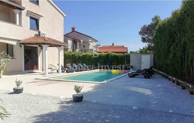 Haus zum Kauf 1.240.000 € 11 Zimmer 350 m² 856 m² Grundstück Porec center 52440