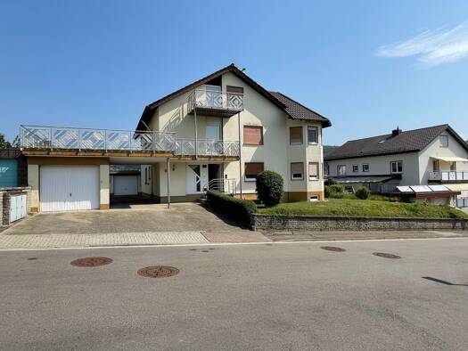 Mehrfamilienhaus zum Kauf 890.000 € 9 Zimmer 257,1 m² 732 m² Grundstück Mundingen Emmendingen 79312