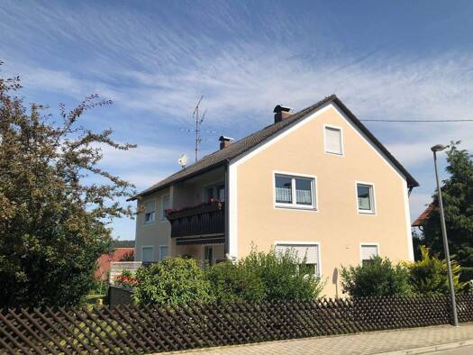 Mehrfamilienhaus zum Kauf provisionsfrei 689.000 € 9 Zimmer 192 m² 850 m² Grundstück Au Au in der Hallertau 84072