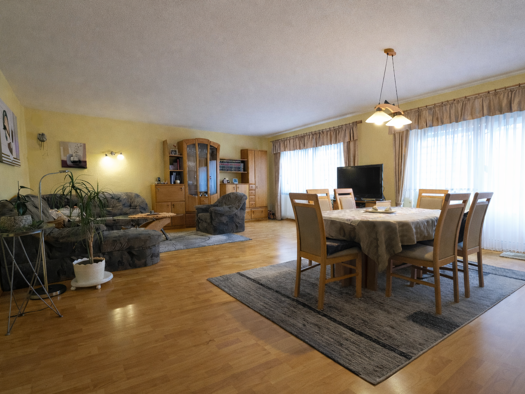 Wohnung zum Kauf 379.000 € 3 Zimmer 100 m² Geschoss 2/2 frei ab 01.05.2026 Südstadt Fürth 90763