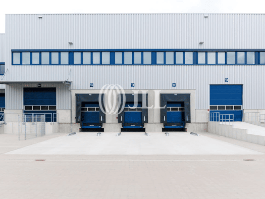 Lagerhalle zur Miete 5.274,3 m² Lagerfläche teilbar ab 230 m² Marienberg Nürnberg 90411