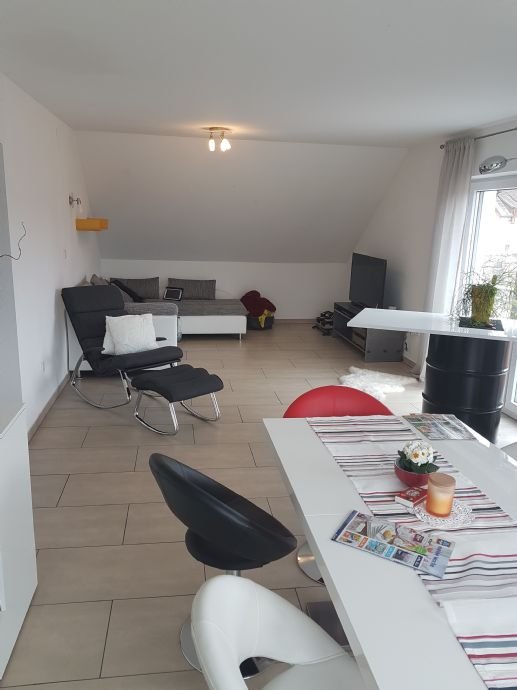 Wohnung zur Miete 750 € 4 Zimmer 90 m²<br/>Wohnfläche 1.<br/>Geschoss 01.01.2025<br/>Verfügbarkeit Wolframs-Eschenbach Wolframs-Eschenbach 91639