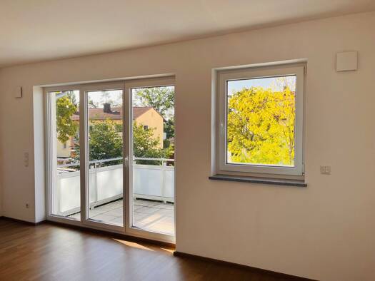 Wohnung zur Miete 750 € 2 Zimmer 51 m² Geschoss 1/3 frei ab sofort Sieglitzhof Erlangen 91054