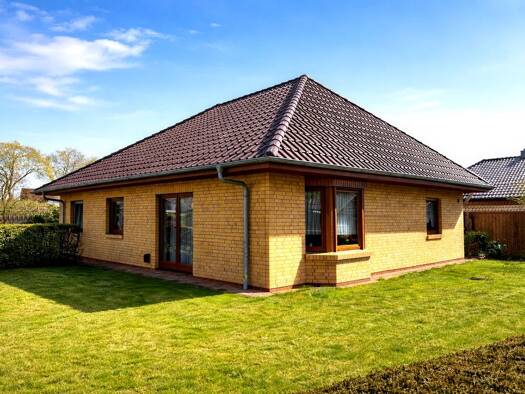 Bungalow zum Kauf 329.000 € 3 Zimmer 104,8 m² 847 m² Grundstück Bahlen Boizenburg 19258