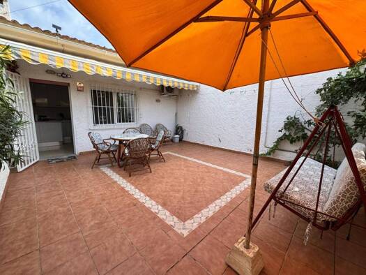 Reihenhaus zum Kauf 125.000 € 2 Zimmer 48 m² MANUEL RODRIGUEZ-MANOLETE 0 Torrevieja 03184