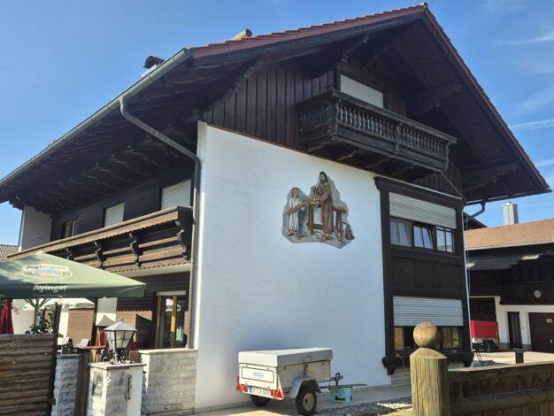 Einfamilienhaus zur Miete 1.980 € 8 Zimmer 235 m² 450 m² Grundstück frei ab 01.10.2026 Grafinger Straße 40 Straußdorf Grafing 85567