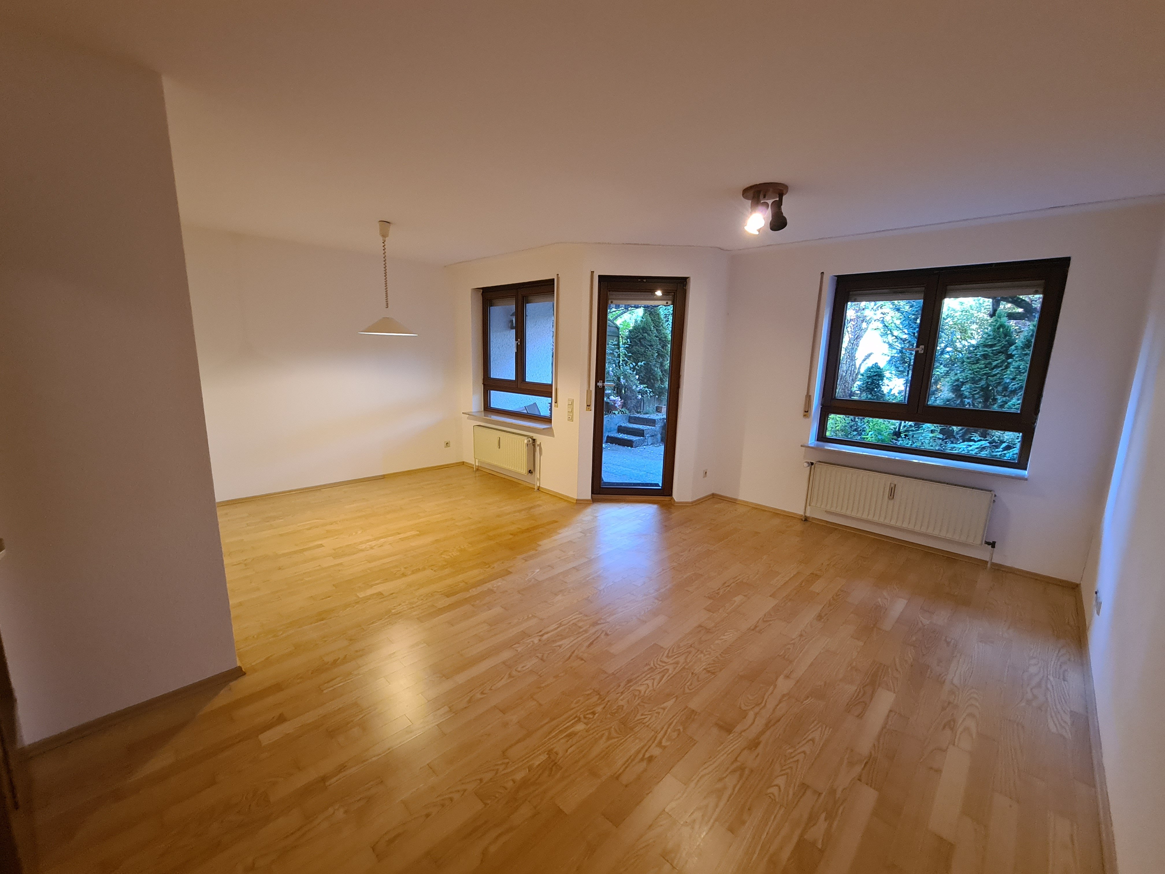 Wohnung zum Kauf 239.000 € 2 Zimmer 62 m²<br/>Wohnfläche ab sofort<br/>Verfügbarkeit Scharnhausen Ostfildern 73760