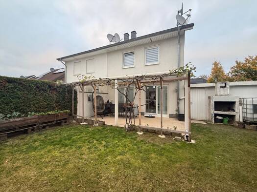 Doppelhaushälfte zum Kauf 440.000 € 5 Zimmer 127,7 m² 268 m² Grundstück Bergheim 50126