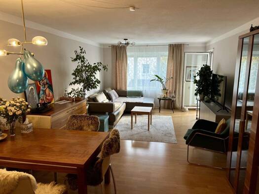 Wohnung zum Kauf 300.000 € 3 Zimmer 77 m² 1. Geschoss Dambach Fürth 90678