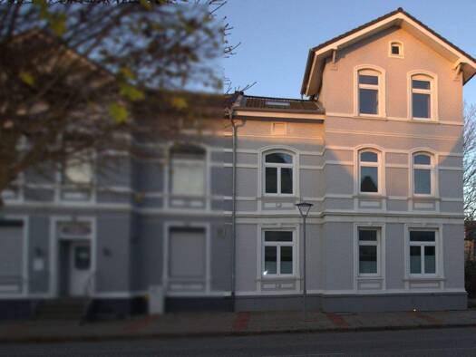 Einfamilienhaus zum Kauf 287.000 € 9 Zimmer 303 m² 484 m² Grundstück Brunsbüttel 25541