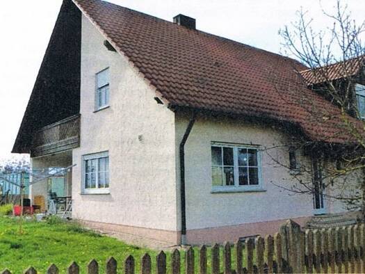 Wohnung zur Miete 650 € 3 Zimmer 96 m² 1. Geschoss Traustadt Donnersdorf 97499