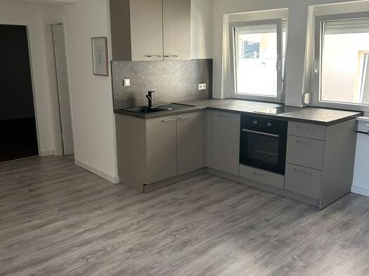 Studio zur Miete 1.200 € 3 Zimmer 70 m² Geschoss 2/3 frei ab sofort Bad Cannstatt Stuttgart 70372