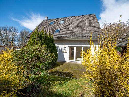 Einfamilienhaus zum Kauf provisionsfrei 435.000 € 8 Zimmer 137 m² 527 m² Grundstück Stelle Stelle 21435