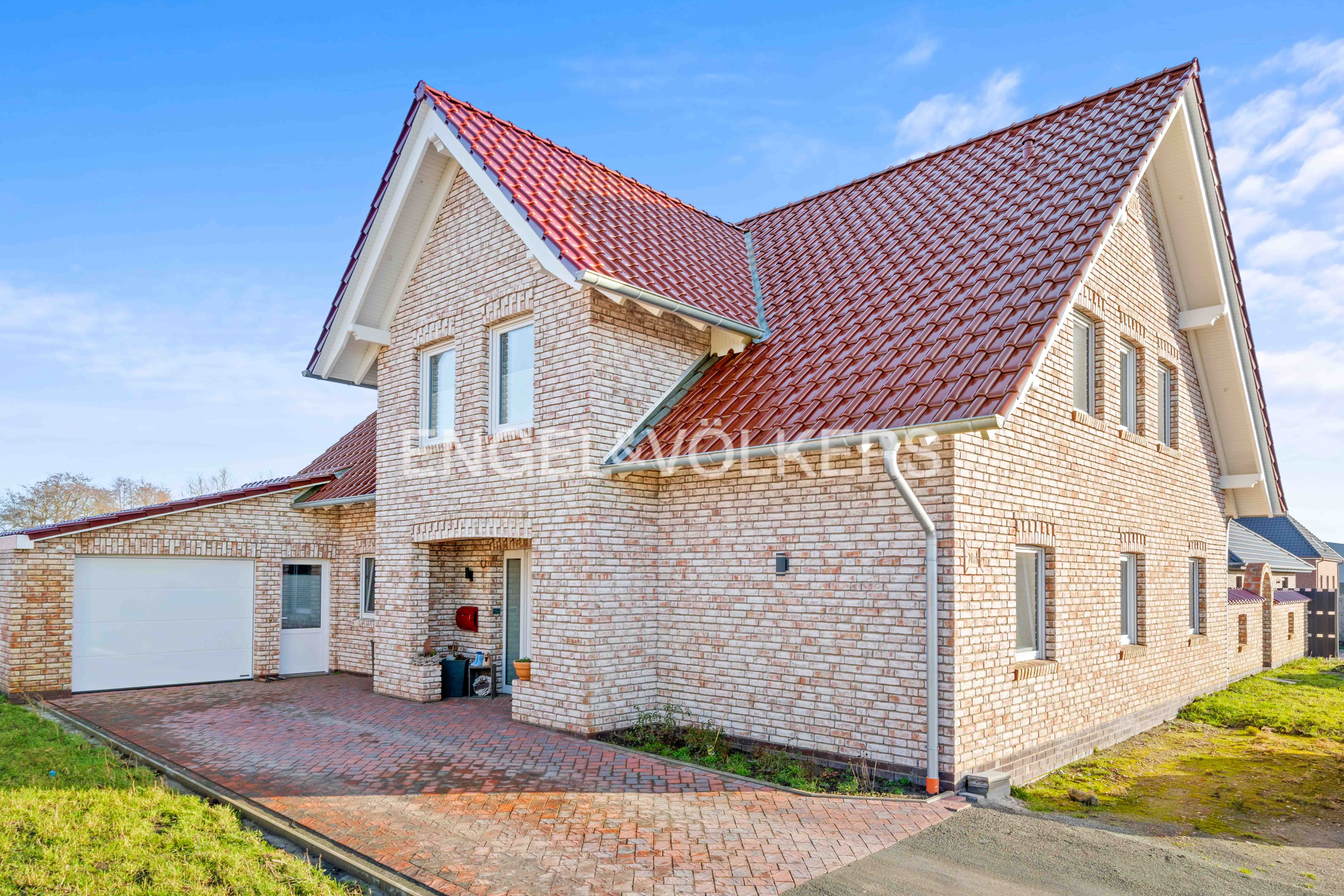 Einfamilienhaus zum Kauf 529.000 € 4 Zimmer 214 m²<br/>Wohnfläche 822 m²<br/>Grundstück Hage Hage 26524