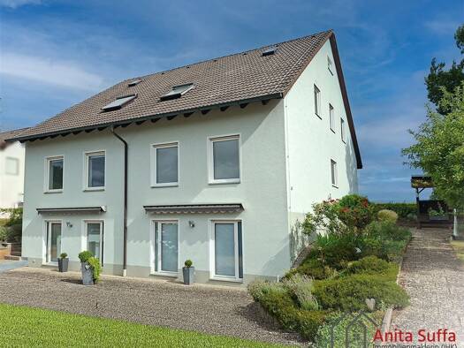 Mehrfamilienhaus zum Kauf 839.000 € 10 Zimmer 310 m² 1.055 m² Grundstück frei ab sofort Neuhof Neuhof a.d.Zenn 90616