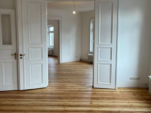 Wohnung zur Miete 2.700 € 4,5 Zimmer 135 m² Geschoss 3/4 frei ab 01.02.2026 St. Pauli Hamburg 20359