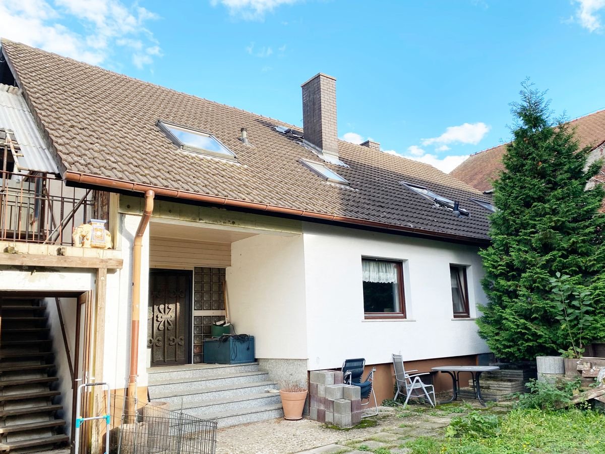 Einfamilienhaus zum Kauf provisionsfrei 345.000 € 8 Zimmer 218,3 m²<br/>Wohnfläche 926 m²<br/>Grundstück Lengfeld Otzberg 64853