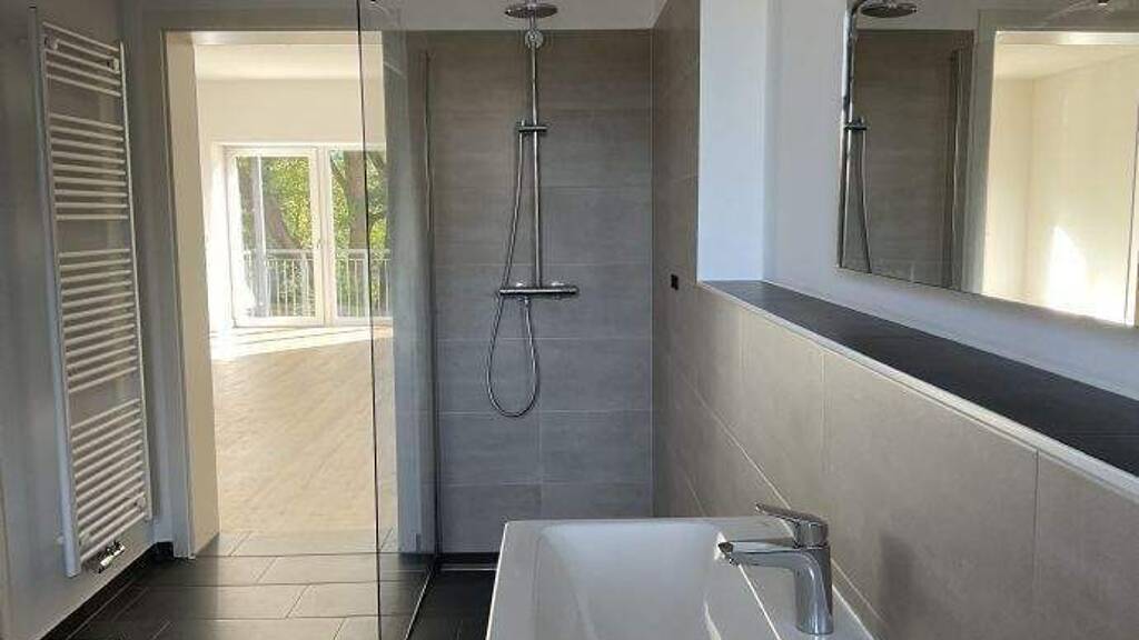 Wohnung zur Miete 745 € 3 Zimmer 82,9 m² 3. Geschoss Blankenauerstr. 14 Schloßchemnitz Chemnitz 09113