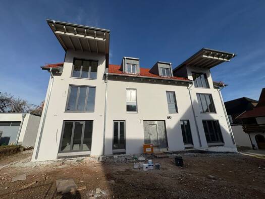 Wohnung zur Miete 1.140 € 3 Zimmer 84 m² Geschoss 1/3 frei ab 01.04.2026 Aventinstraße 2 Wolnzach 85283