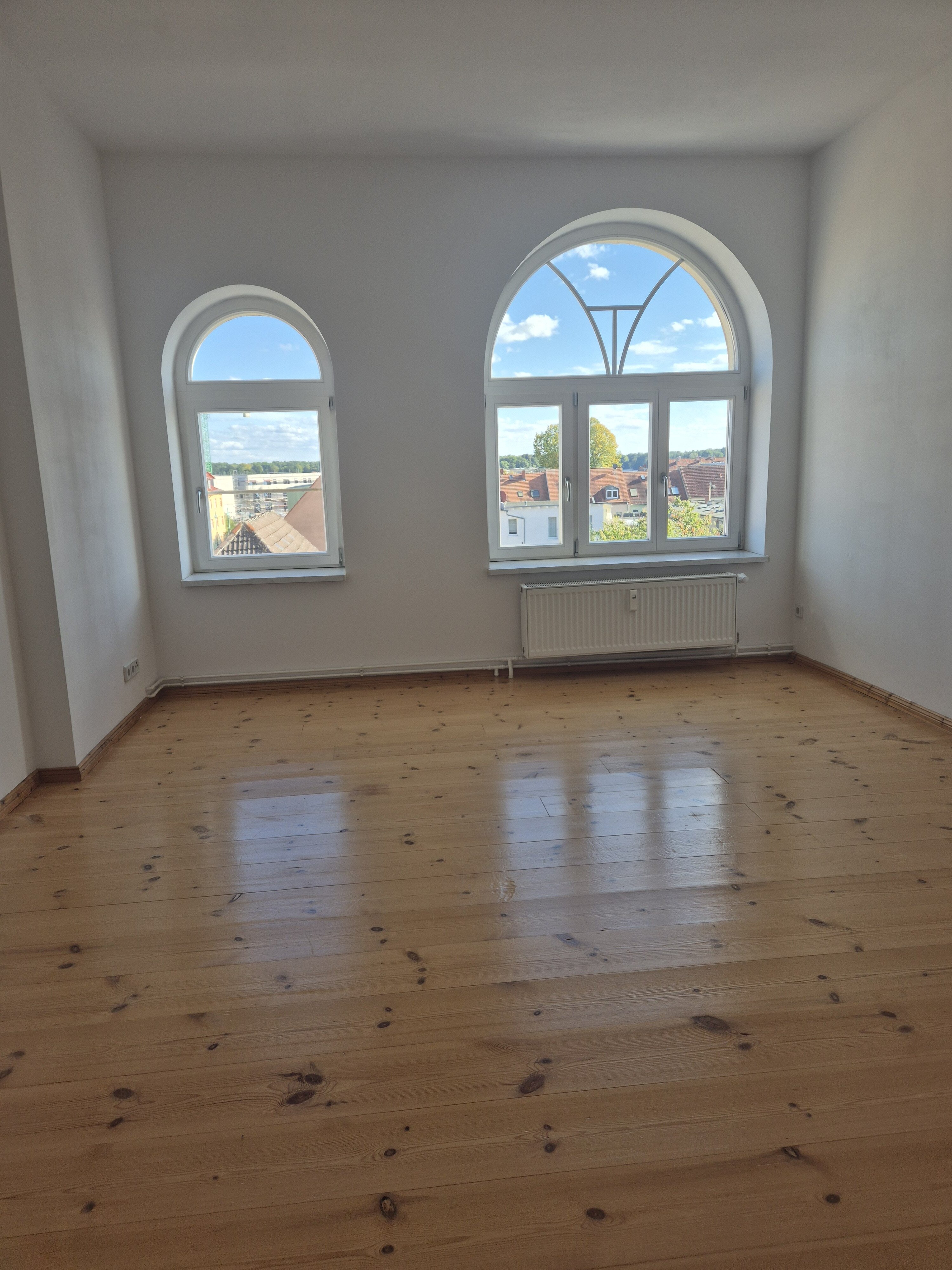 Wohnung zur Miete 650 € 2 Zimmer 67,3 m²<br/>Wohnfläche ab sofort<br/>Verfügbarkeit Friedrich-Engels-Str. 1/Steinstr. Neuruppin Neuruppin 16816