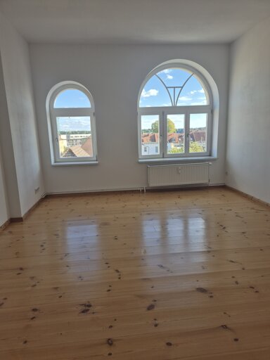 Wohnung zur Miete 650 € 2 Zimmer 67,3 m² frei ab sofort Friedrich-Engels-Str. 1/Steinstr. Neuruppin Neuruppin 16816